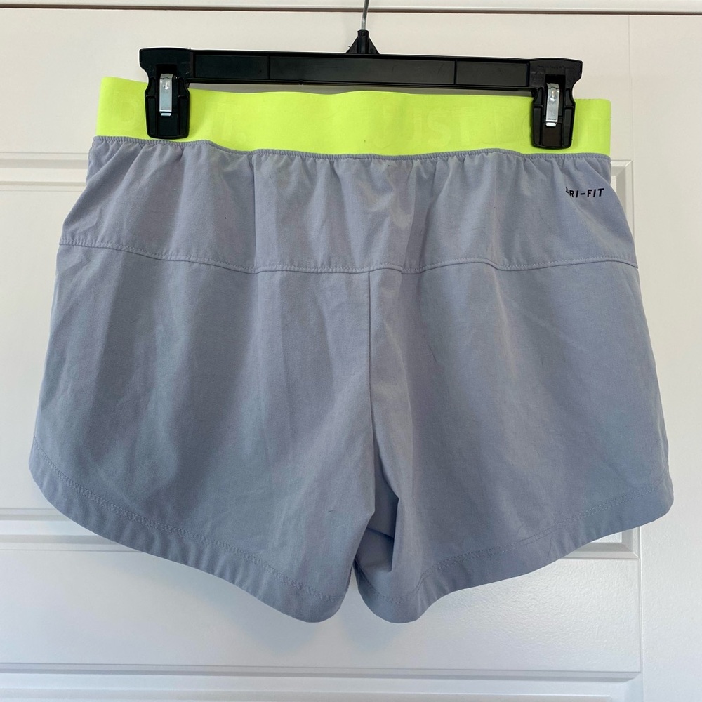 Nike Women's Dri-Fit Running Shorts - Picture 2 of 7